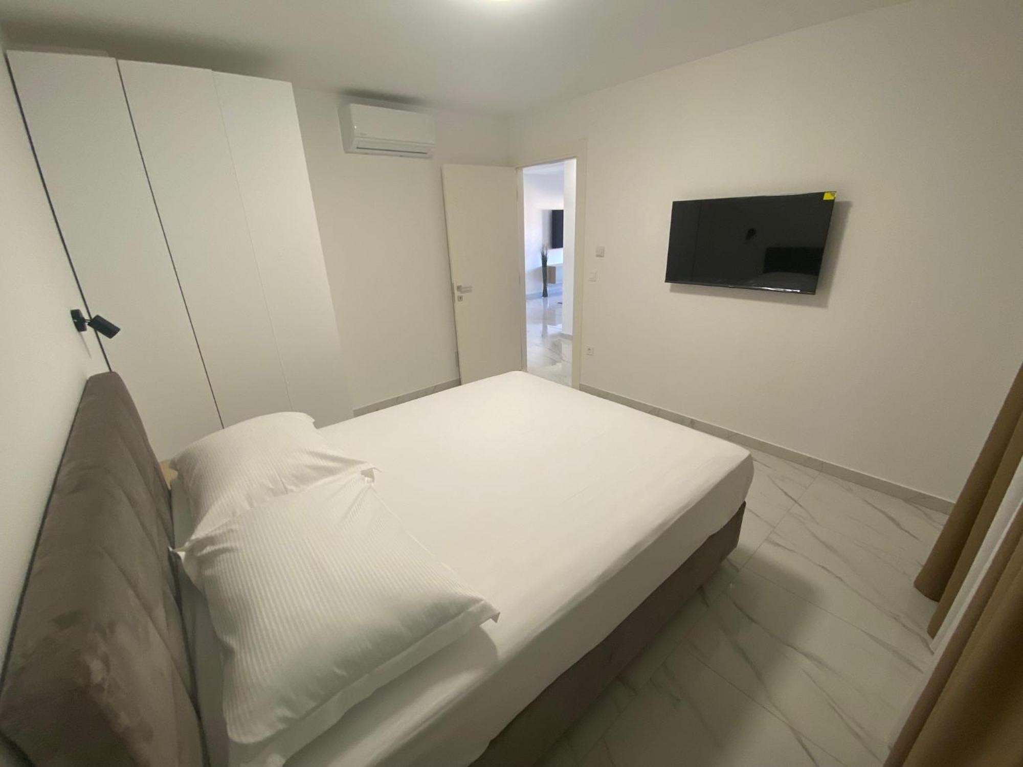 Guest House Ana Residence Zadar Exteriör bild