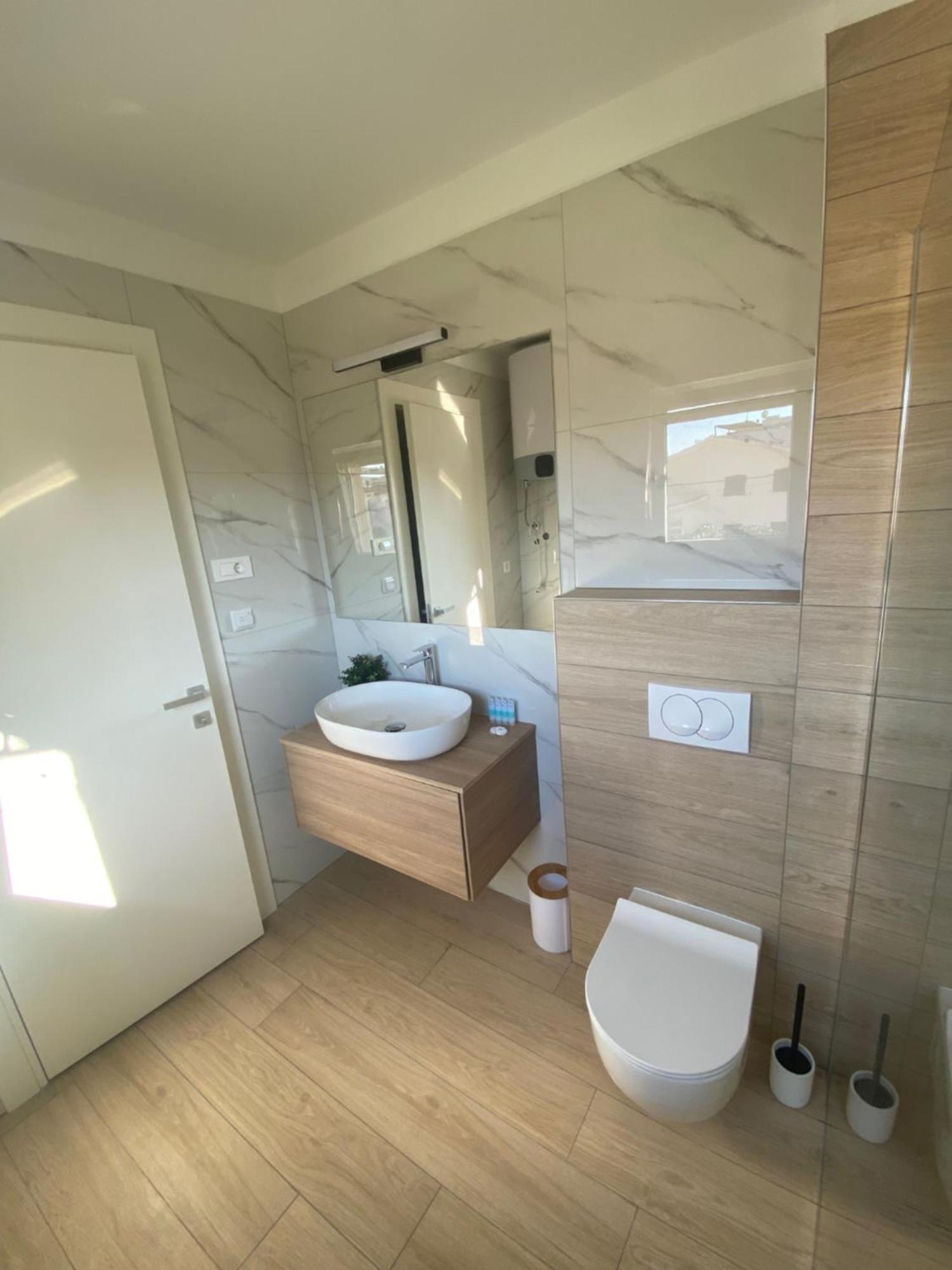 Guest House Ana Residence Zadar Exteriör bild