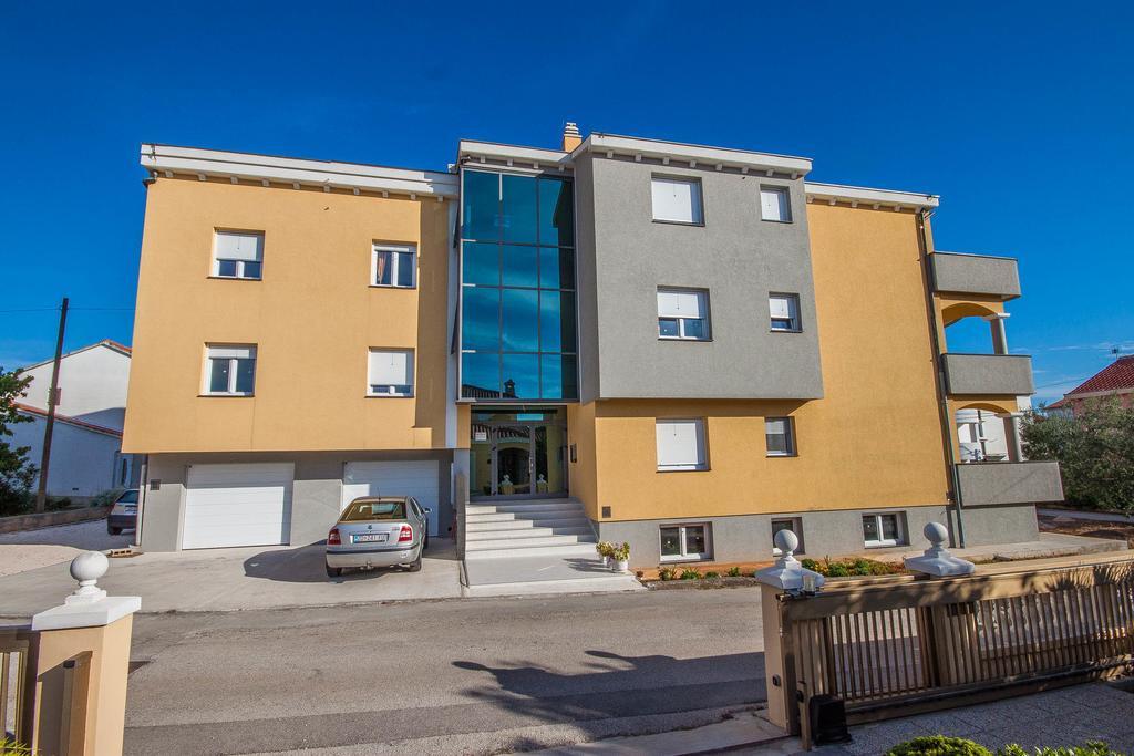 Guest House Ana Residence Zadar Exteriör bild